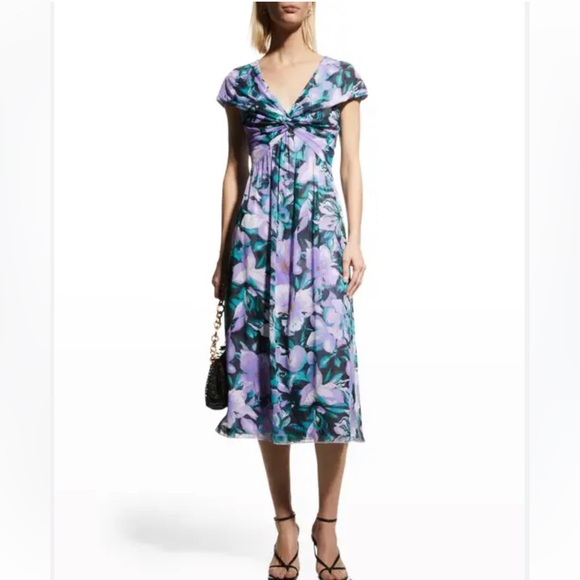 Tadashi Shoji Dresses & Skirts - Tadashi Soji Floral Chiffon V Neck Dress